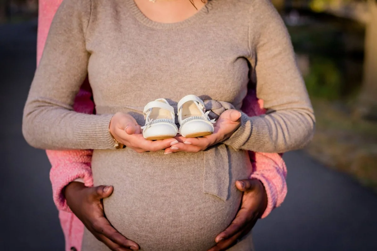 Twin Pregnancy Due Dates, Chorionicity, and IVF Dating: How Multiple Pregnancies Differ