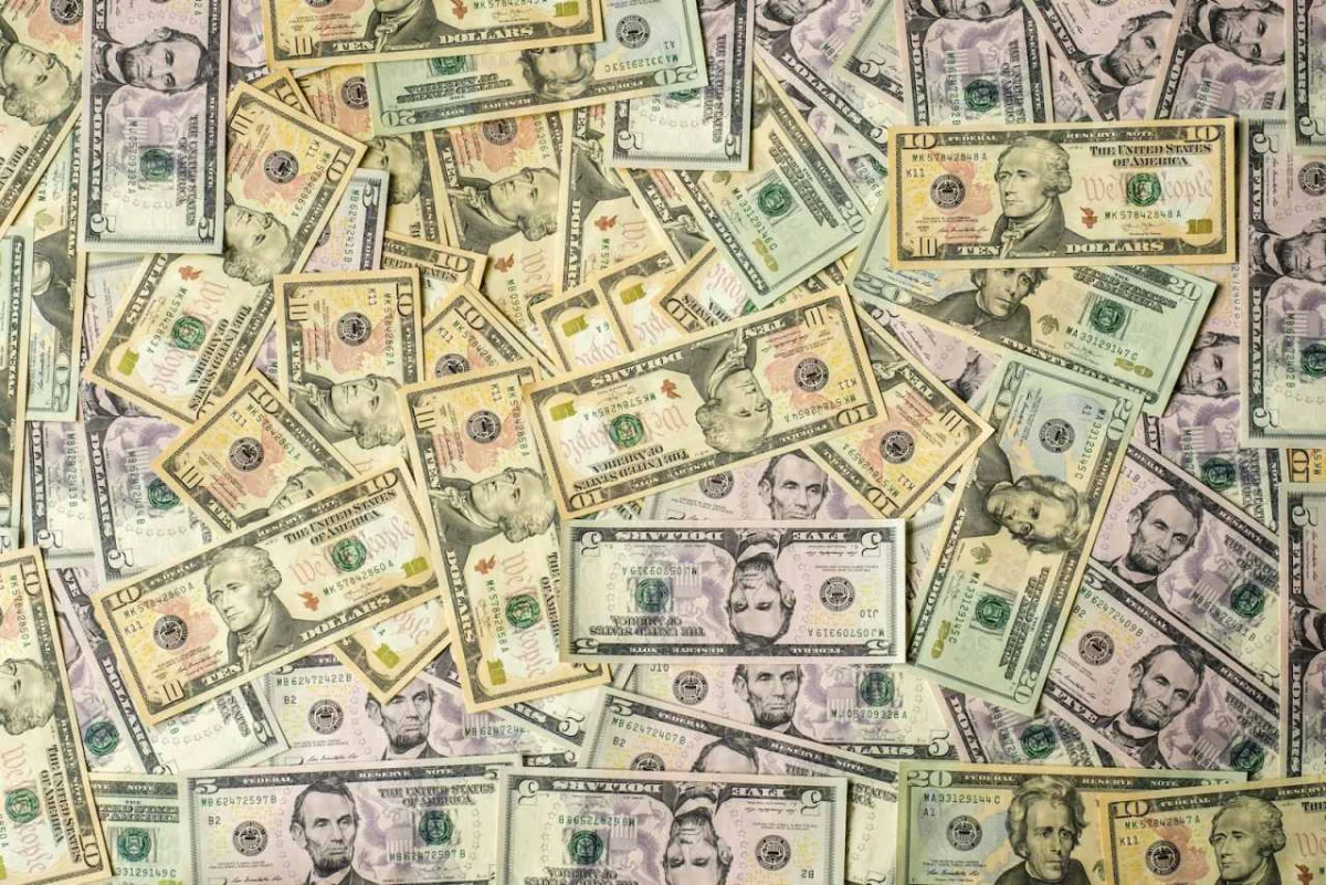 The Flat-Rate Loan Costs Twice What It Claims — Simple Interest, APR Regulation, and the Rule of 78s