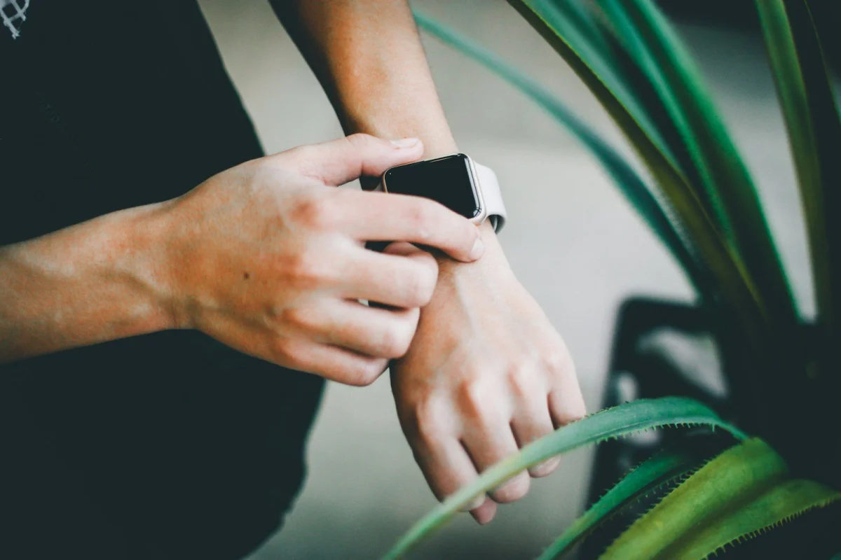 How Step Counters Actually Work — and Why Your Phone and Smartwatch Never Quite Agree