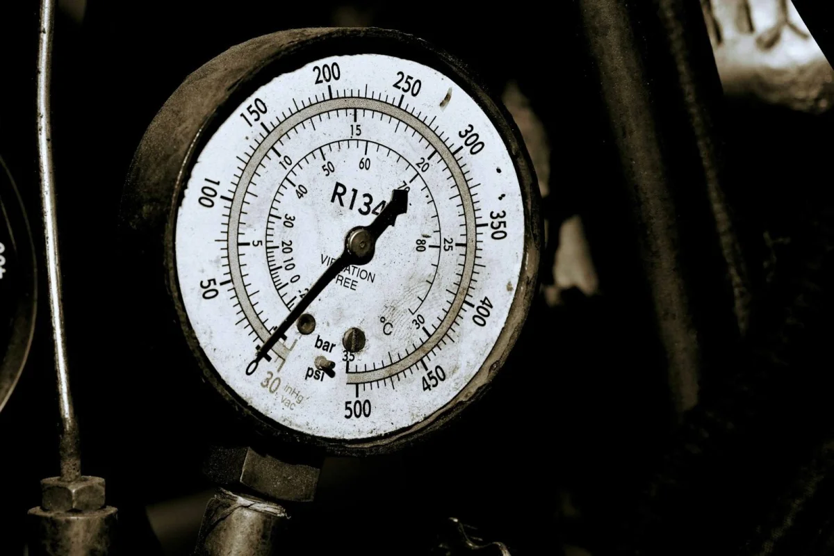 Gauge Pressure vs Absolute Pressure: Why Almost Every Pressure Reading You See Is Actually a Difference