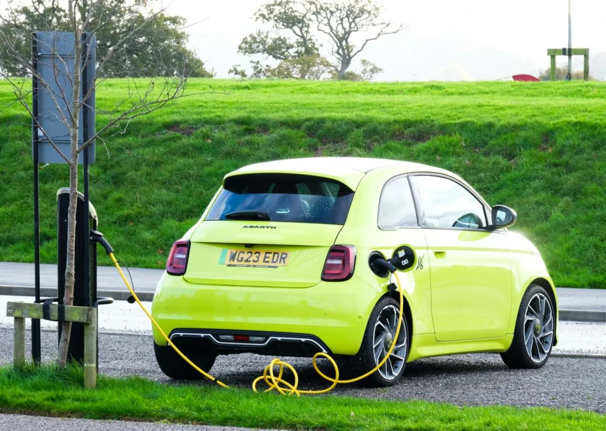 EV Efficiency vs Petrol: What kWh/100km Actually Means for Your Running Costs