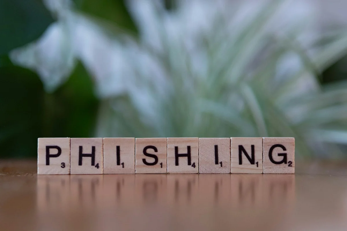 SMS and TOTP Can Both Be Phished in Real Time — Here's Which MFA Methods Are Actually Phishing-Resistant